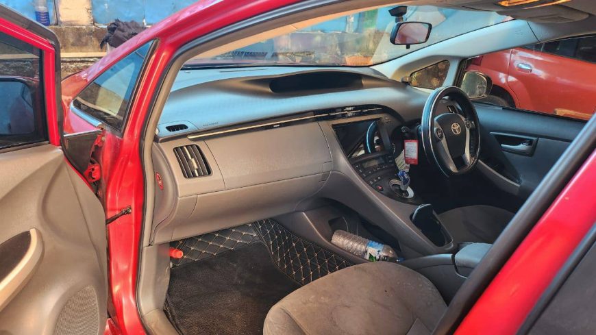 Toyota Prius 30 S Grade For Sale