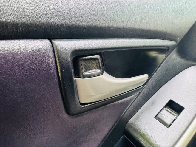 Toyota Prius 30 S LED