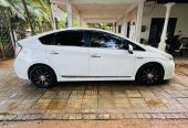 Prius 3 for sale in beliaththa